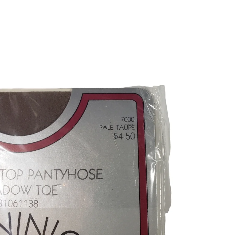 LOT OF 3 Vtg NEW Magninique Pale Taupe Pantyhose Sz C Control Top Shadow Toe NOS